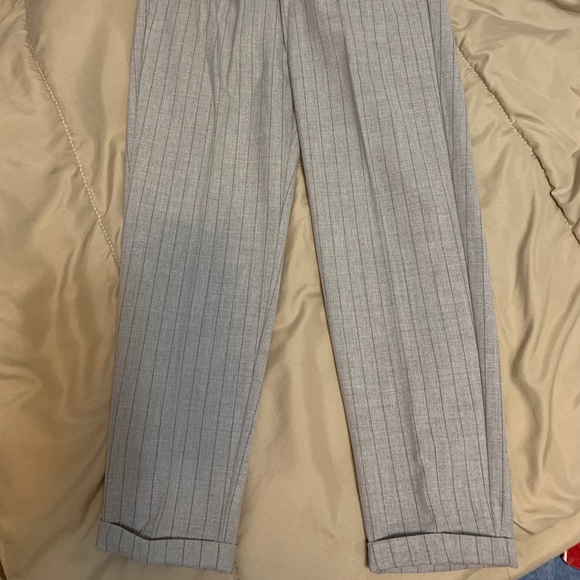 Bershka Gray Pinstripe tapered trousers - Picture 9 of 13